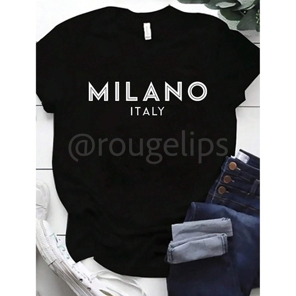 Rouge! Tops - Black Graphic Crewneck Tee Shirt Short Sleeve White Milano Italy Print